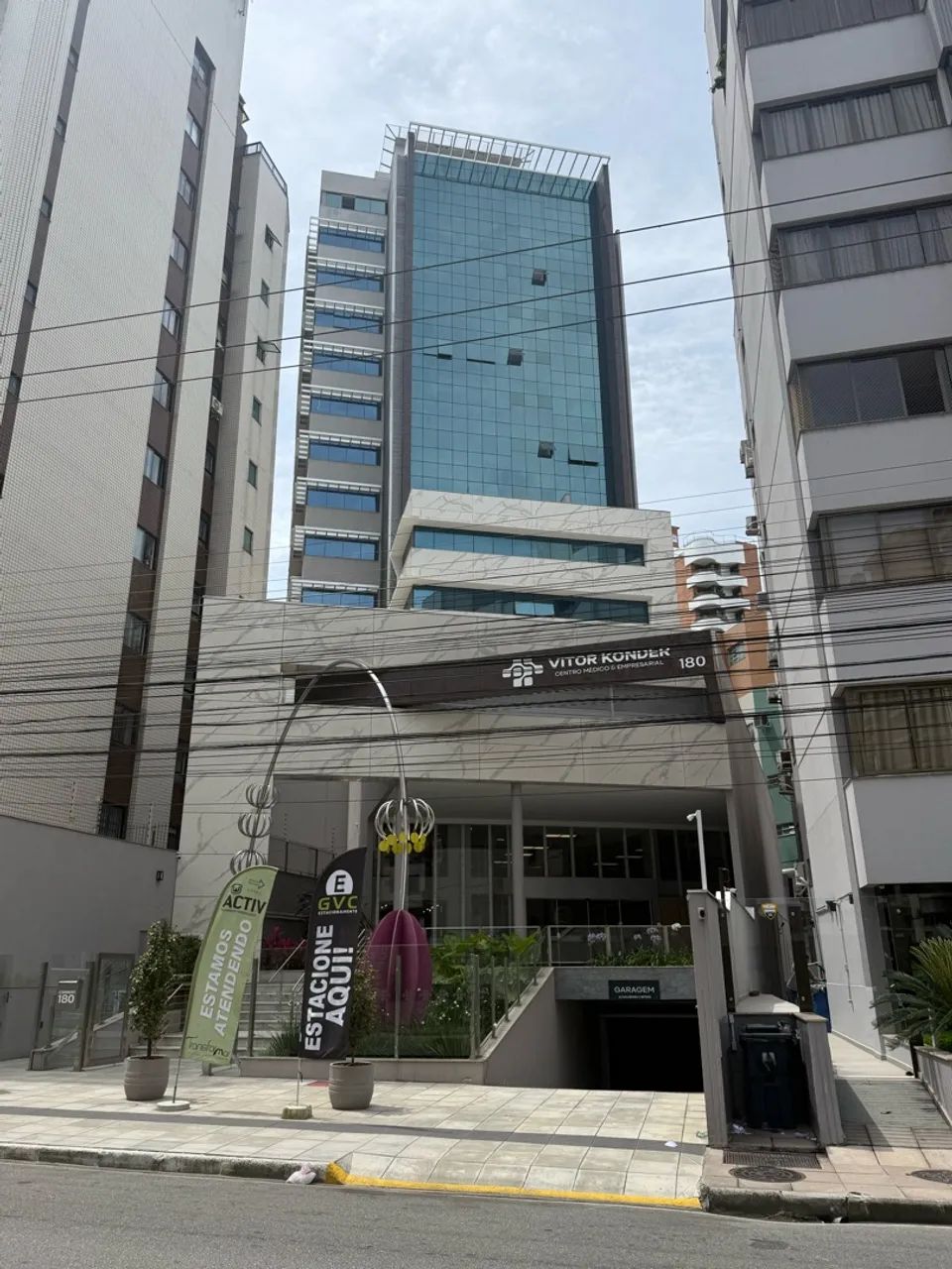 VENDO - Sala no Centro Comercial Vitor Konder - Direto com proprietário 