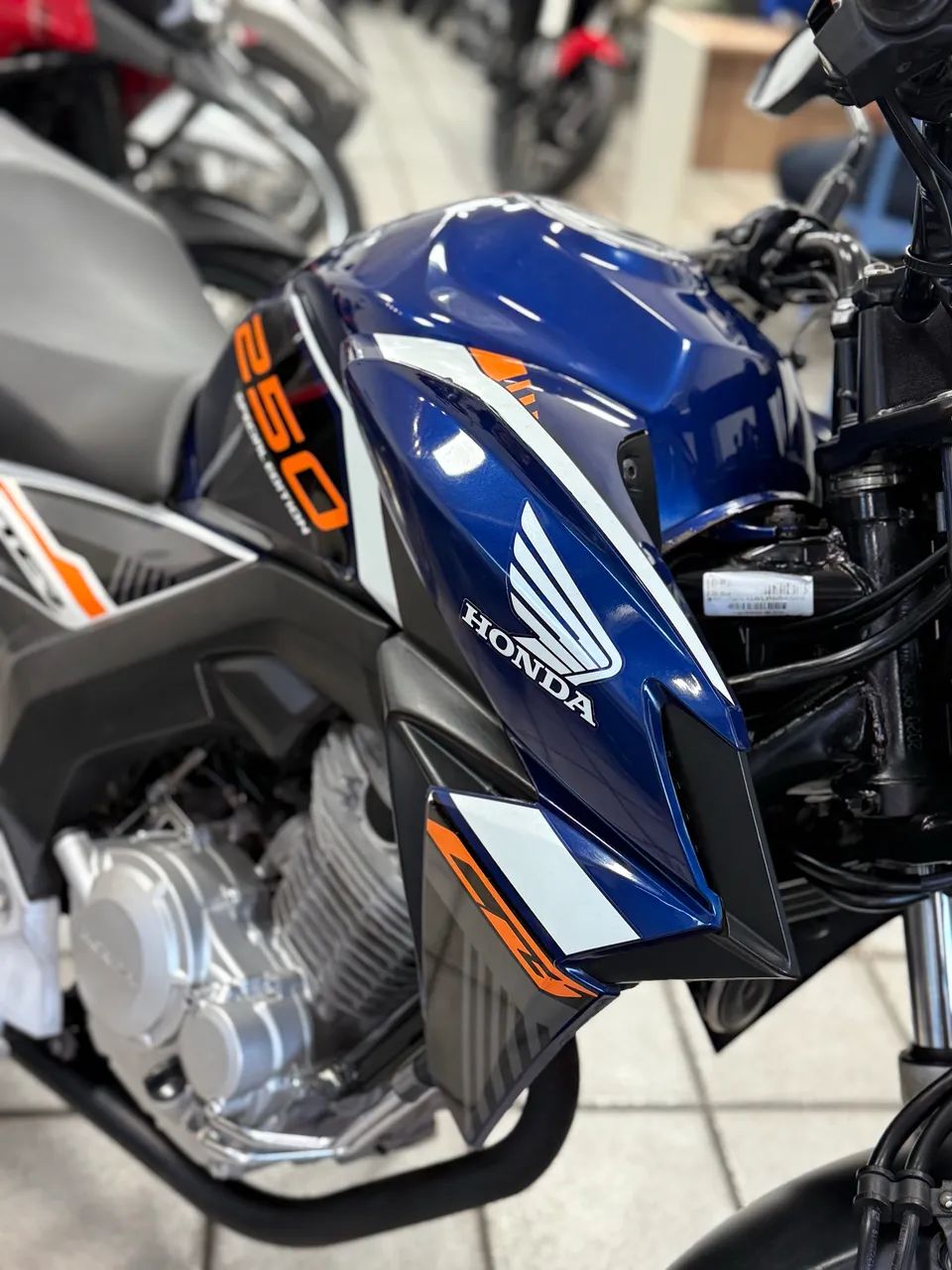 Honda CB Twister 250 2020 - Foto 2