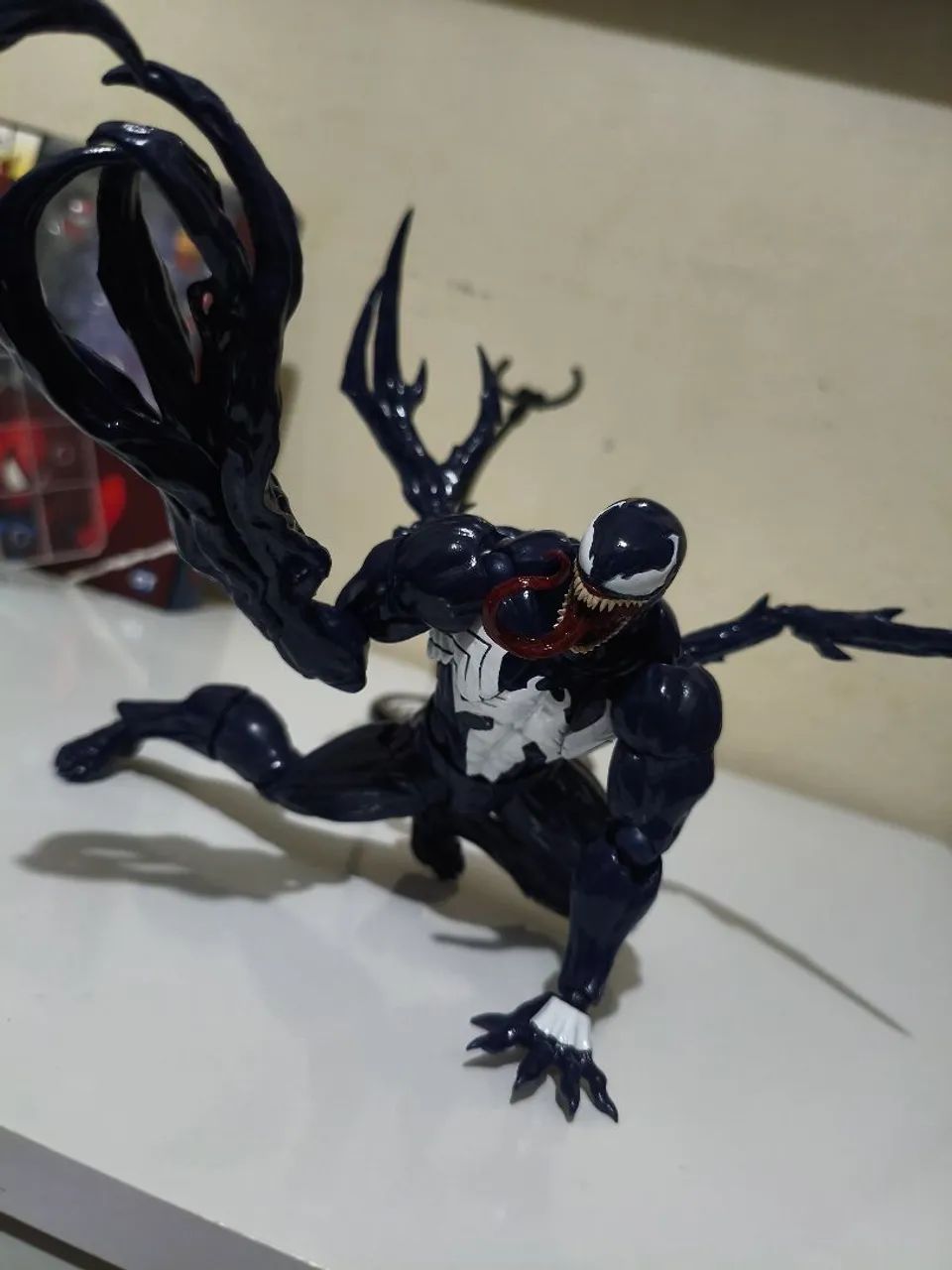 Mess Toys Venom Eddie Brock (Original) - Foto 3