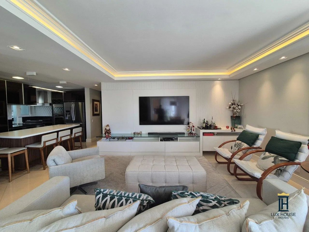 Ótimo Apartamento com 4 dormitórios em Jurerê Internacional - Foto 2