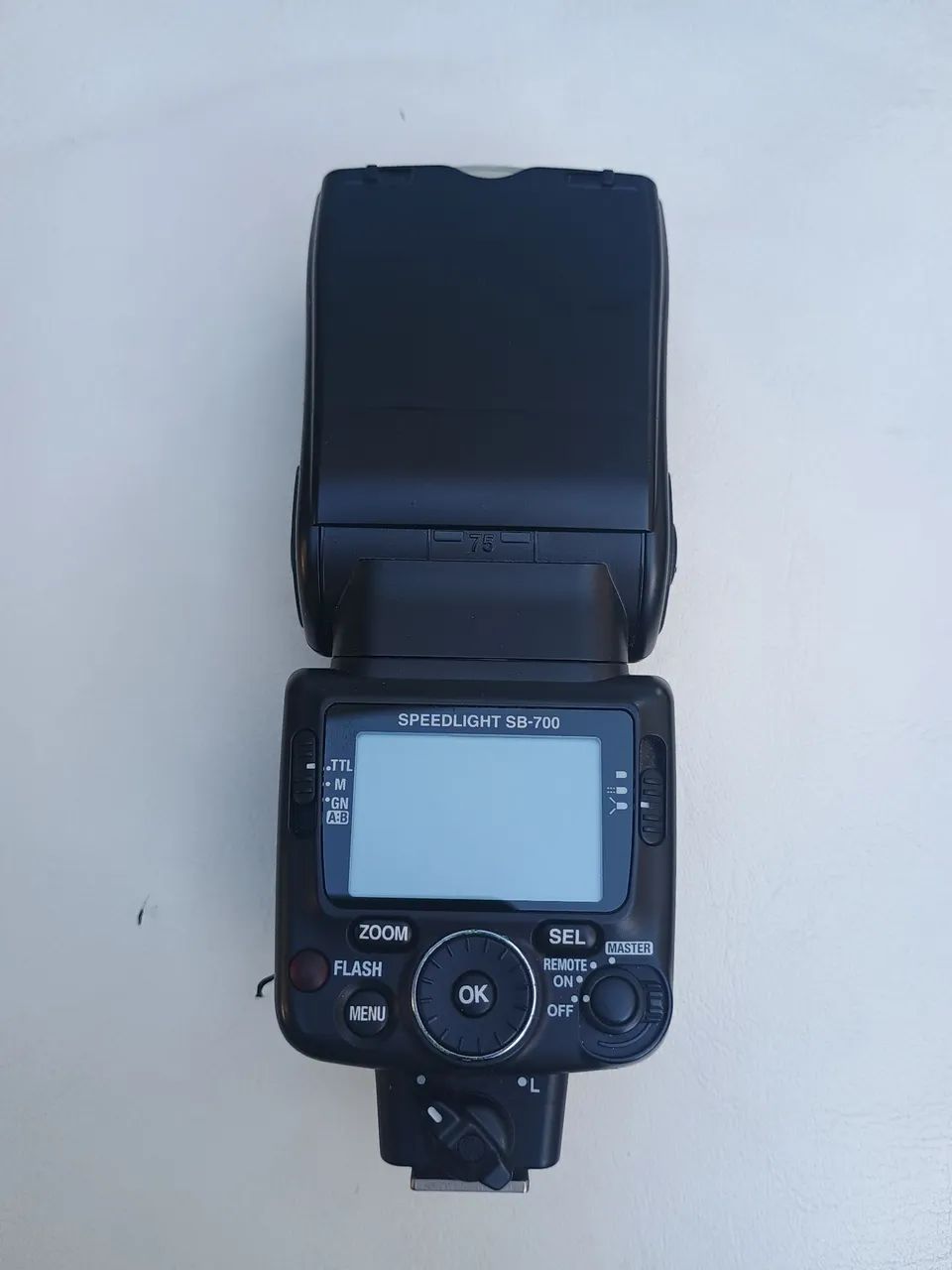 Flash SB700 Speedligth. Super conservado