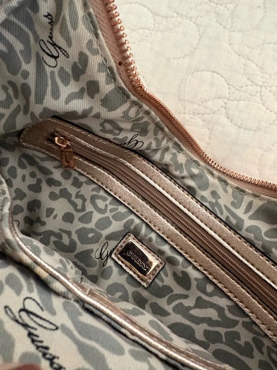 Bolsa Feminina Guess Importada - Foto 3