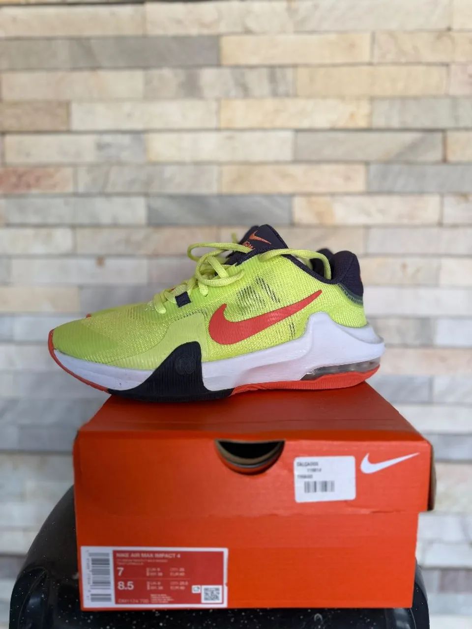 VENDO TÊNIS NIKE