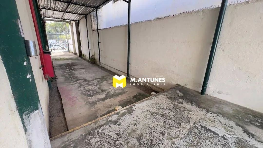 Alugue Galpão com 828m² em Caxangá Recife, com docas - Foto 4