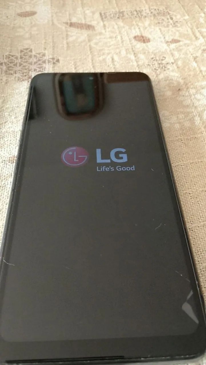 Celular funcionando perfeitamente 220 pra hoje lg k52  - Foto 2