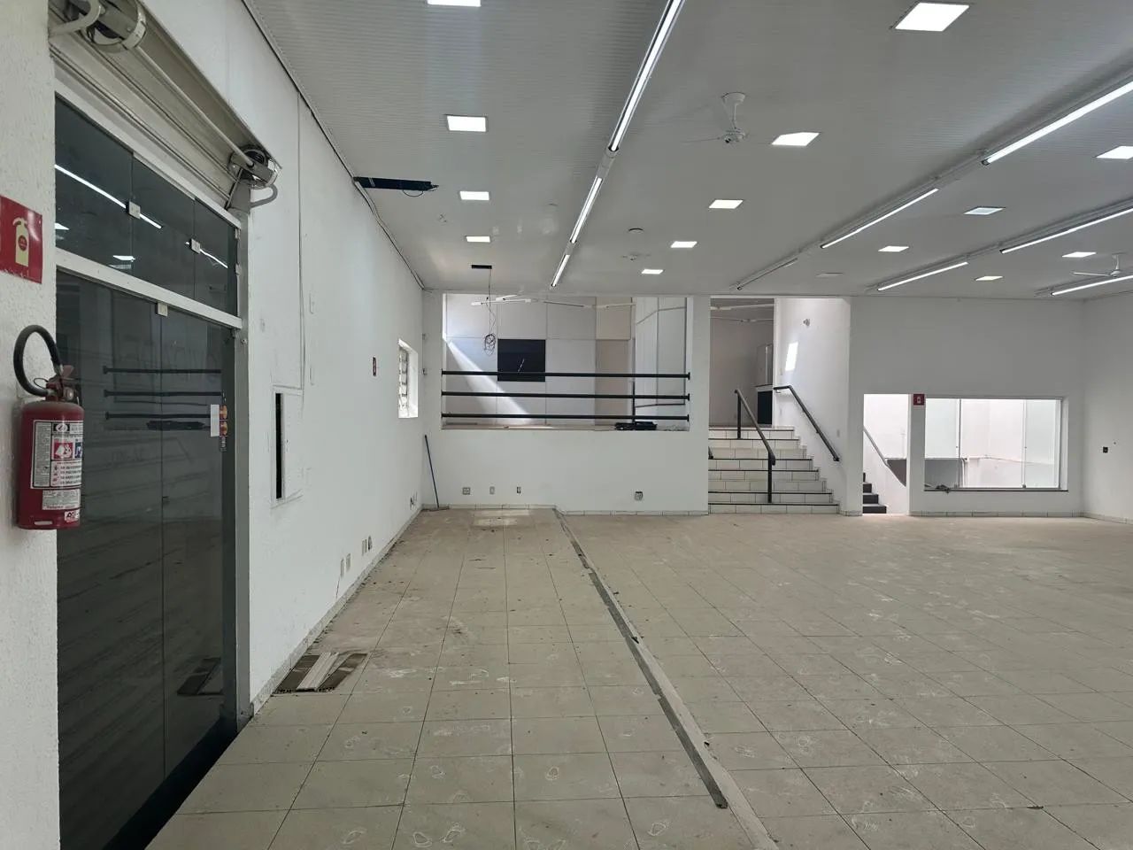 Salão Comercial para Locação em Limeira, Centro, 2 banheiros - Foto 4