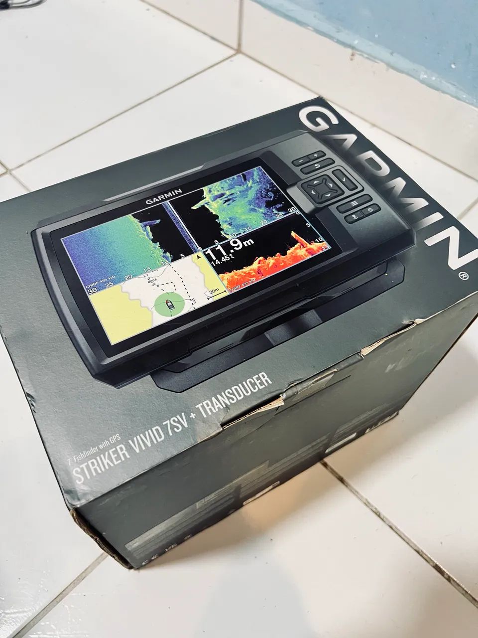 Sonar Garmin Striker Vivid 7SV + Transducer