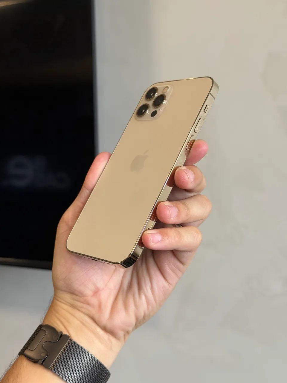 iPhone 12 Pro 128 Dourado Garantia - Foto 3