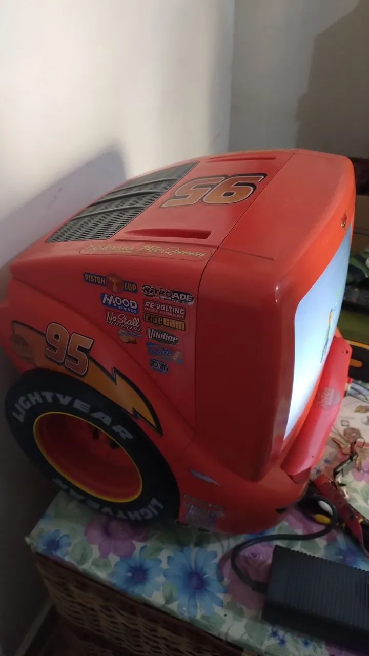 Tv Relâmpago McQueen Funcionando perfeitamente Aceitamos Olx Pay  - Foto 3