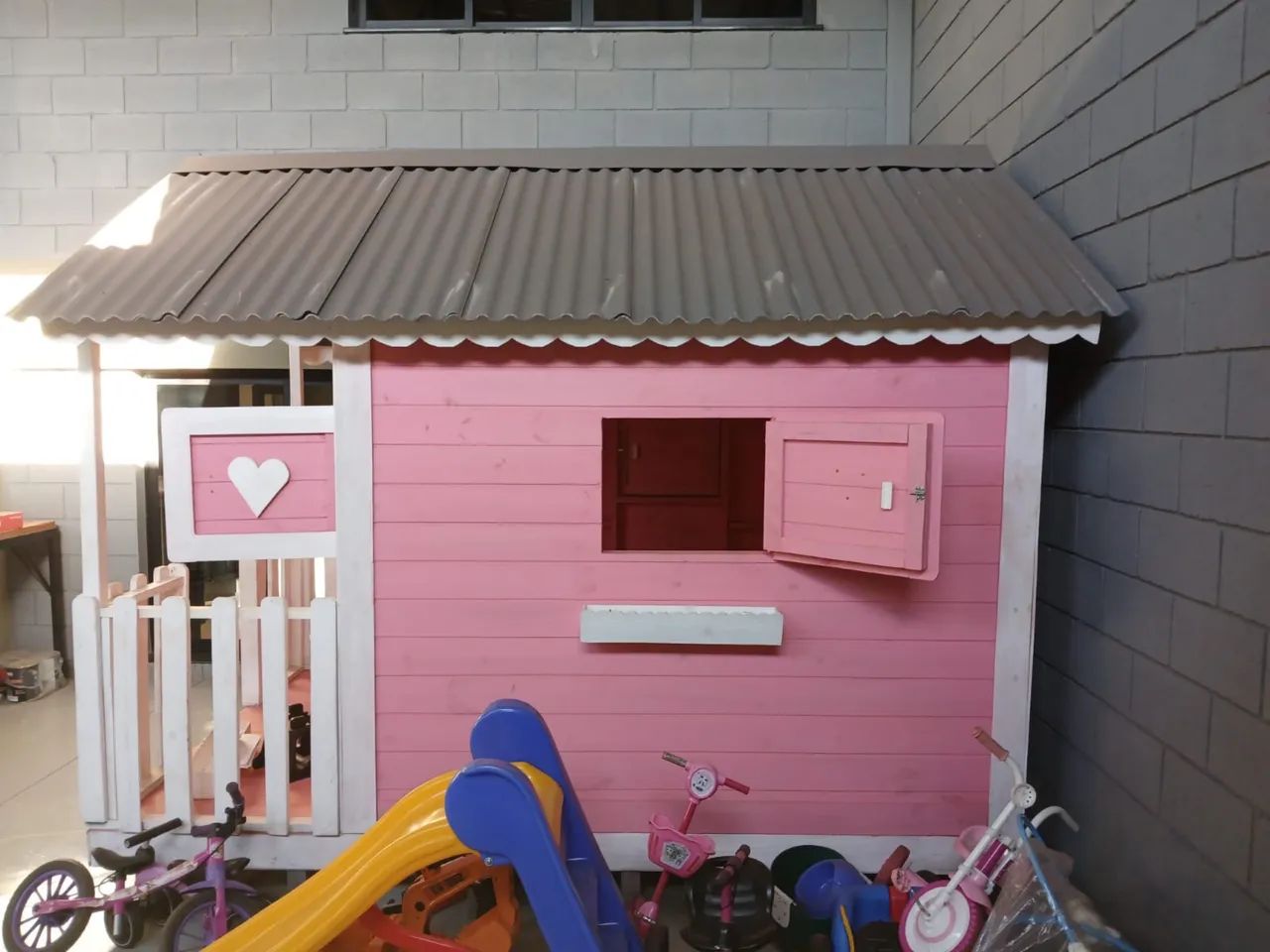 Casinha infantil de madeira  - Foto 2