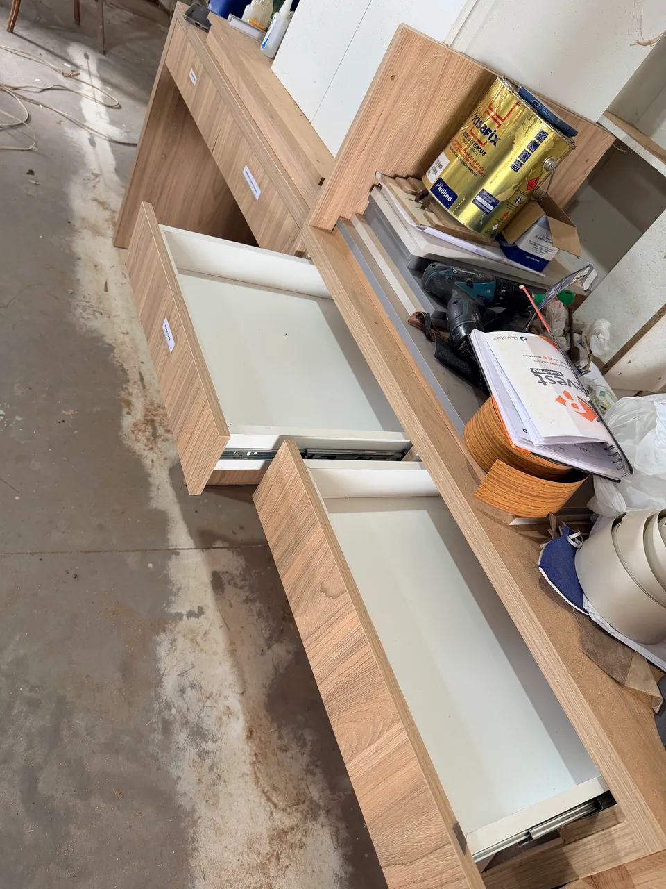 DUAS mesas/ cabines de trabalho - Foto 3