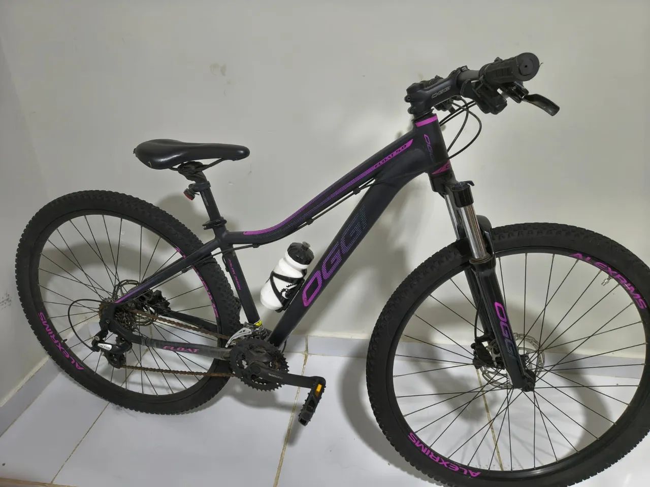Bicicleta Mtb 29 Feminina Oggi Float Hds 5.0 15,5 Preta/pink