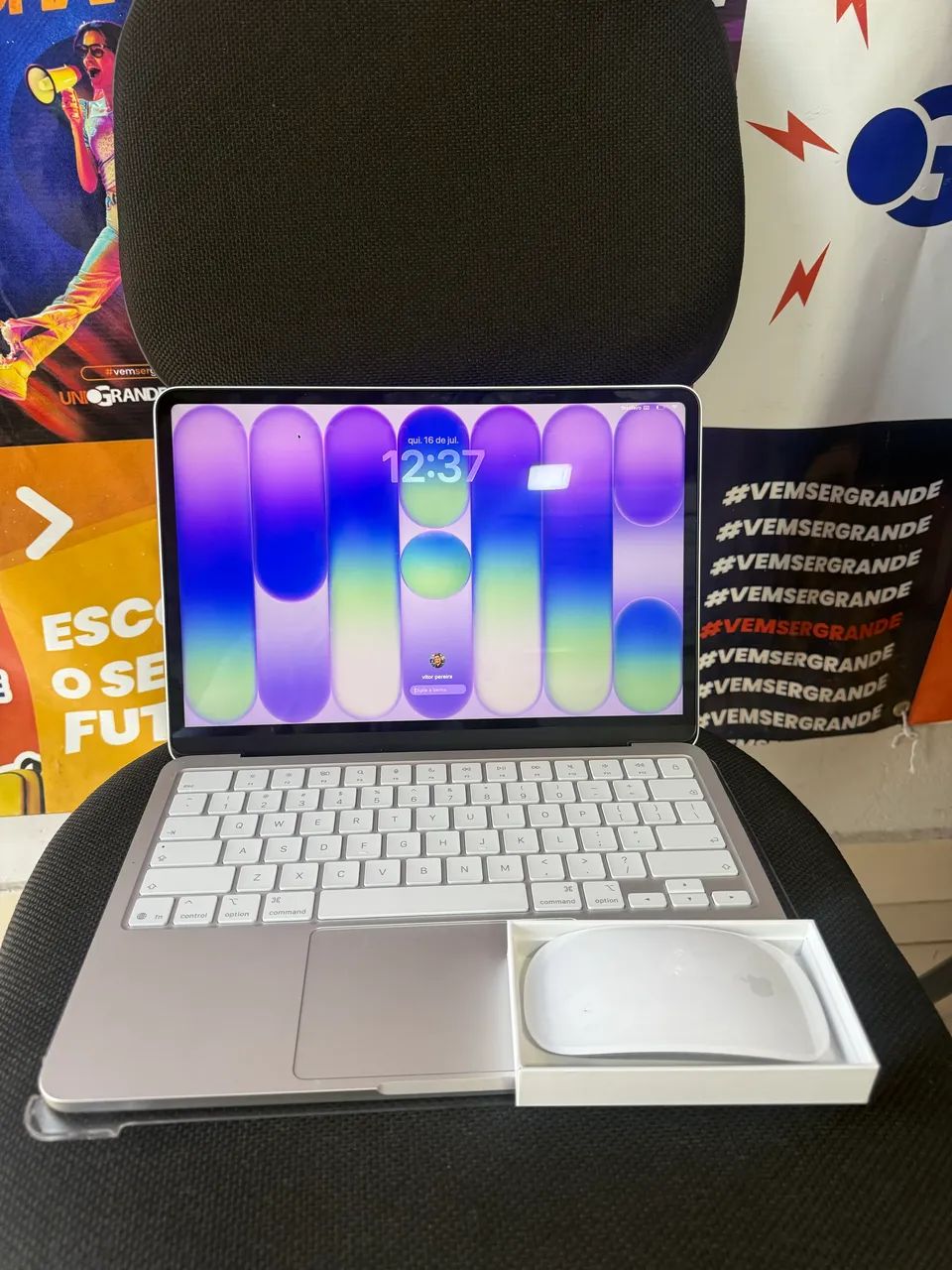 MacBook Neo de 13 polegadas: Chip A18 Pro, CPU de 6 núcleos - Foto 4