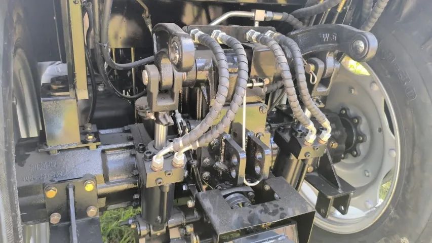 Trator à venda trassado 4 x 4 - Novo - Foto 6