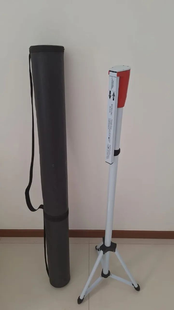 Estadiometro portátil Sanny com case para transporte original.