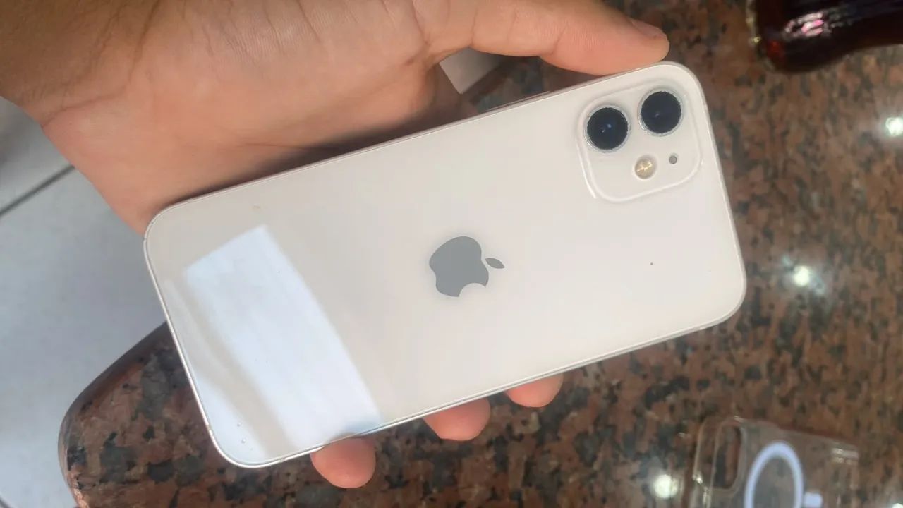vende-se iphone 12 todo original - Foto 2