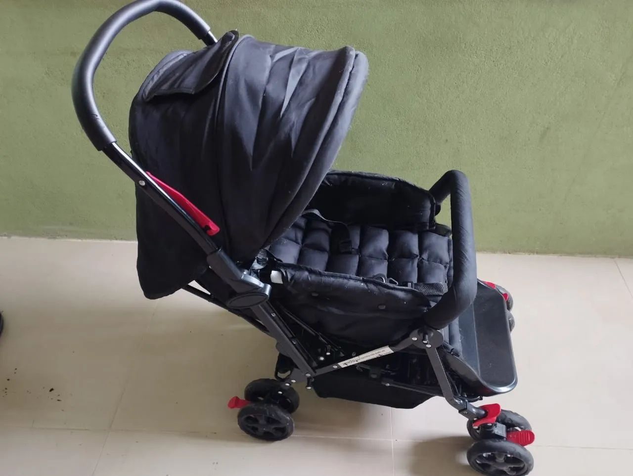 Carrinho de bebê Dandara 