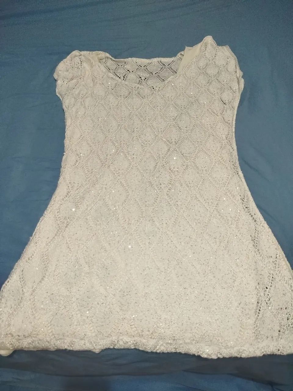 Vestido branco com brilho 