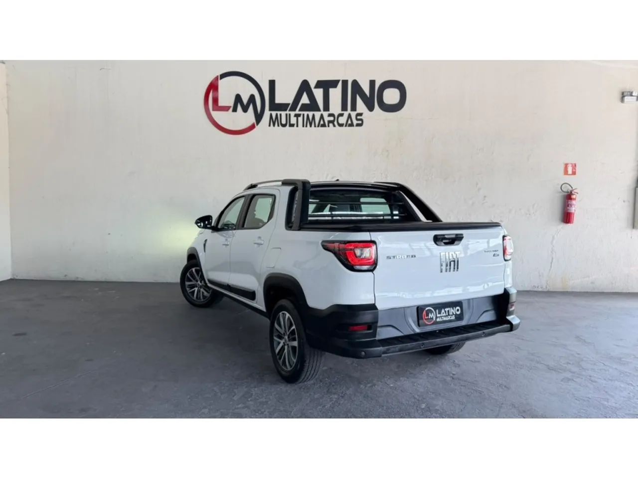 Fiat Strada Volcano 1.3 Flex 8V CD Aut. 2023 - Foto 4