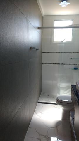 Excelente Apto, ültimo andar, peças amplas, ótimo p/ adequação dos móveis, semi-mobiliado - Foto 7