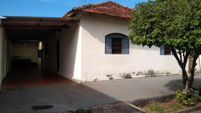 Casa com lote grande na melhor localização do setor leste Vila Nova - Foto 6