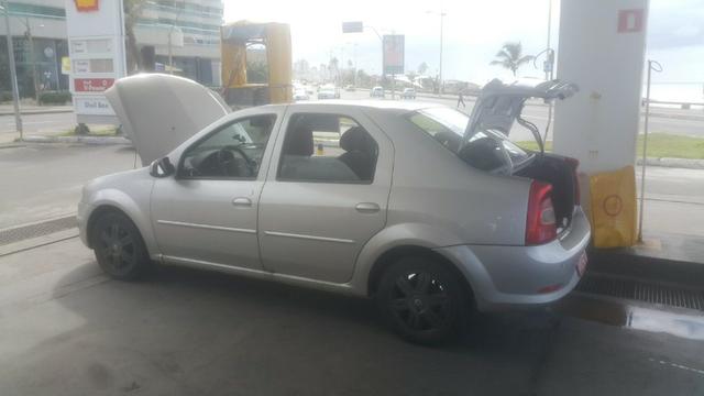 Logan 2011 1.6 Flex GNV Air Bag,ABS,travs e 4 vidros elêtricos versão com todos pacs - Foto 2