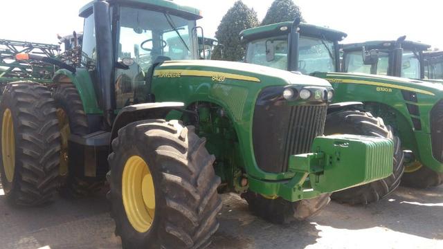 Trator John Deere 8420