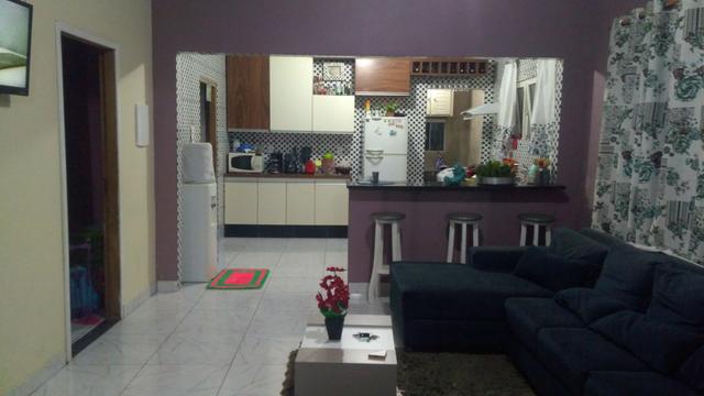 Vendo casa uma casa no loteamento Altamira na rua canamares n 130