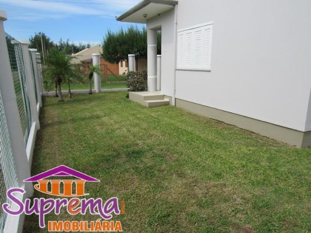 51-99286.3405/ C073. Lindo sobrado em esquina!Apenas 150m do mar! - Foto 4