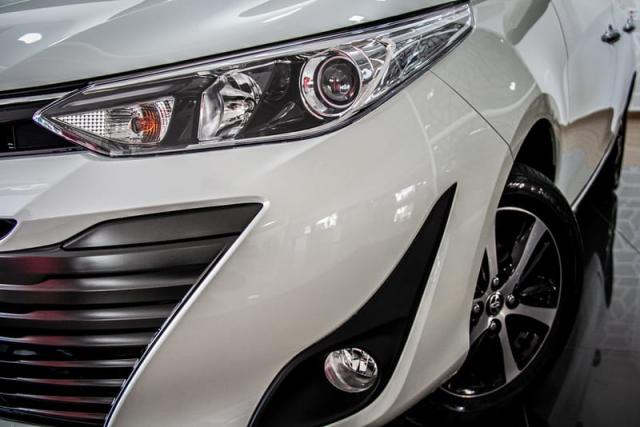 TOYOTA YARIS SEDAN XLS AT 19/20 - Foto 8