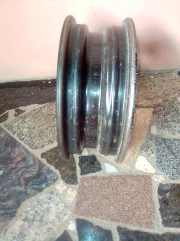 Vende-se um jogo de rodas de ferro original da GM - Foto 2