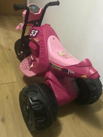 Vendo moto elétrica muito pouco usada 200 reais pra hj - Foto 2