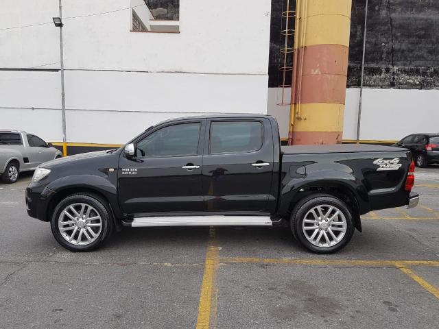 Vendo Hilux 2010 gasolina automática - Foto 5