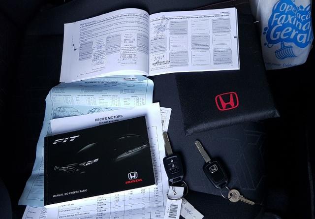 Honda Fit LX único dono todas revisões na Honda apenas 30mil km - Foto 13