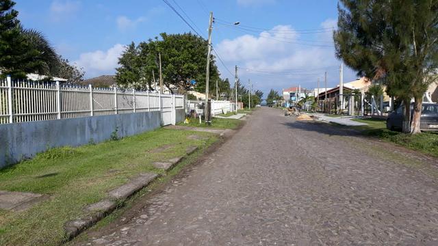 J - Aceita carro, casa, apto, casa 4 dormitórios