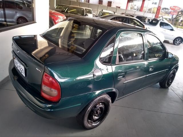 Corsa Sedan 1.0 Mpfi Mileniun 8V, 4P Manual - 2001 -Repasse- Caxias Do Sul - Foto 2