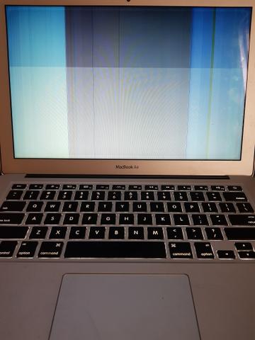 Macbook Air 17 (defeito na tela)