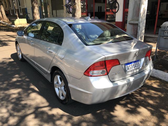 Honda Civic 2008 - Foto 4