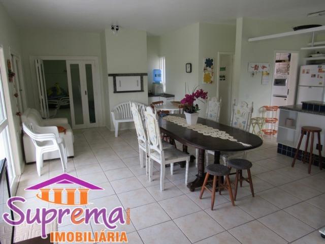 51-99286.3405/ C073. Lindo sobrado em esquina!Apenas 150m do mar! - Foto 16