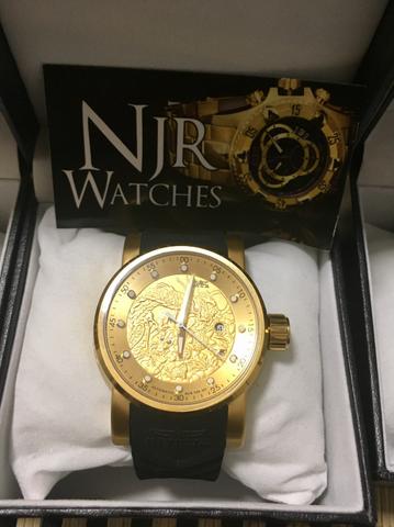 PROMOÇAO Relogio Invicta Yakusa dourado com preto novo automatico