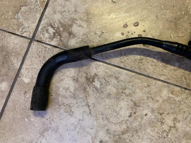 Cano de agua motor iveco 35s14 euro 5 original - Foto 4