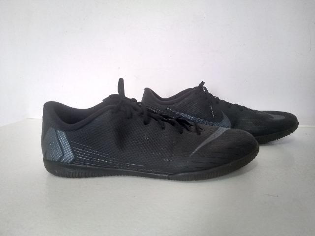 Chuteira Futsal Nike Mercurial Vapor 12 Academy - Preto - Foto 3