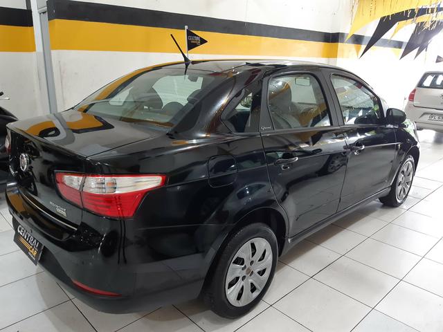 FIAT- Grand Siena 1.4 2016 - Foto 3