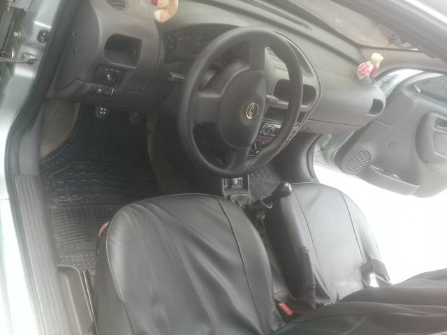 Vendo esse carro corsa joy ano 2007 quarto portas, trava eletrica ar condicionador - Foto 6