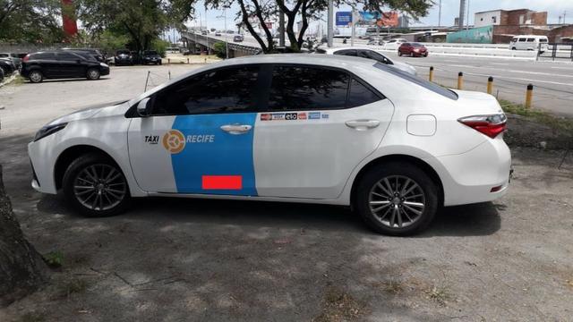 Taxi Corola 2018 com praça transferível - Foto 2