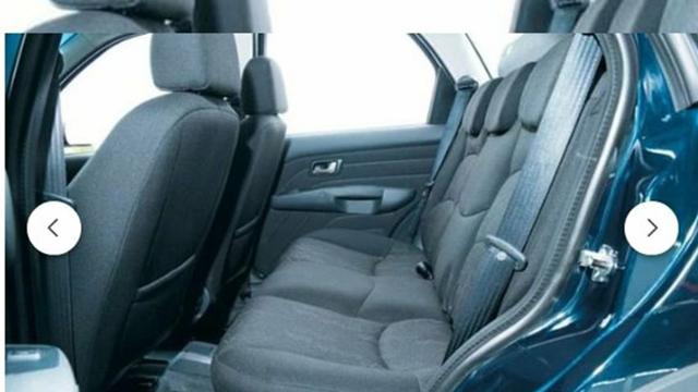 Vendo Palio 2011 - Carro impecavel - Completo e Pneus Novos - Foto 3