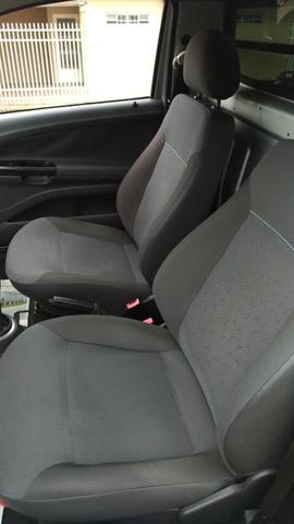 Saveiro Trend 1.6 2013 completa+air bag/abs - Foto 11