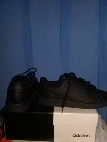 tenis adidas masculino 43