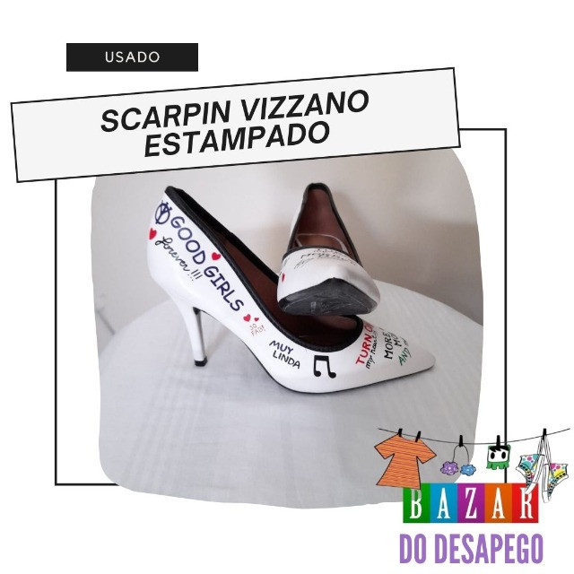 scarpin estampado vizzano