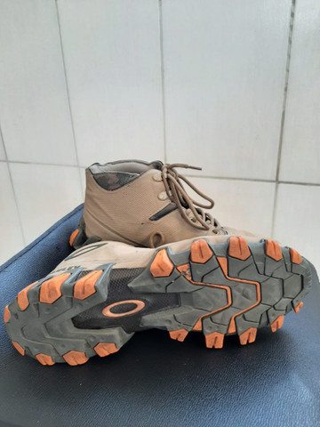 tenis oakley tactical